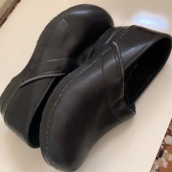 SANITA WEDGE CLOGS BLACK SZ 40 USA 9.5 PREOWNED HEEL MULES - Picture 15 of 16